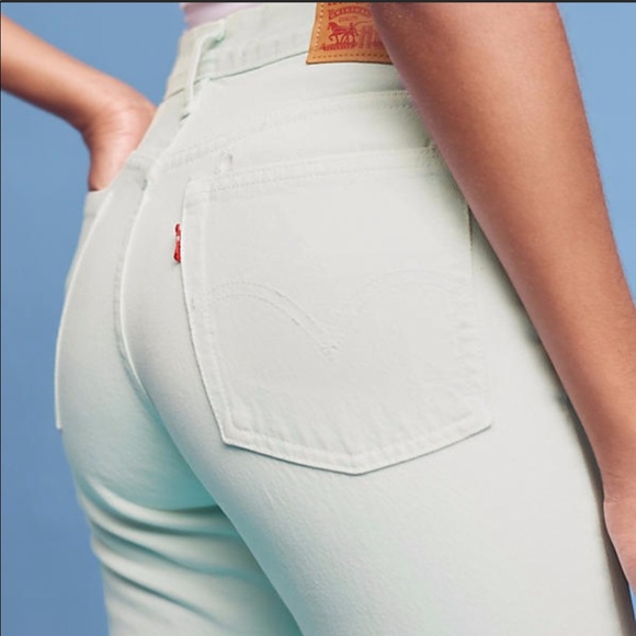 NWT Levi’s Wedgie Fit Straight Jeans - Picture 7 of 8